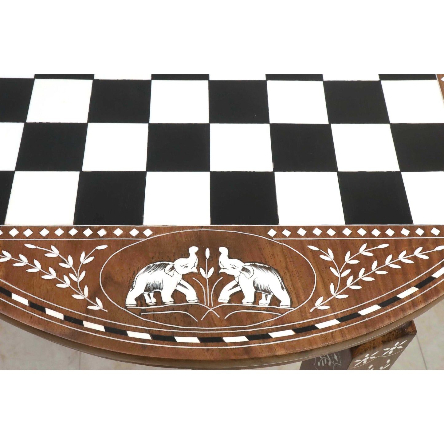 24" Boutique Luxury Round Chess Board Table with Staunton Chess Pieces - Weighted Ebonised Boxwood