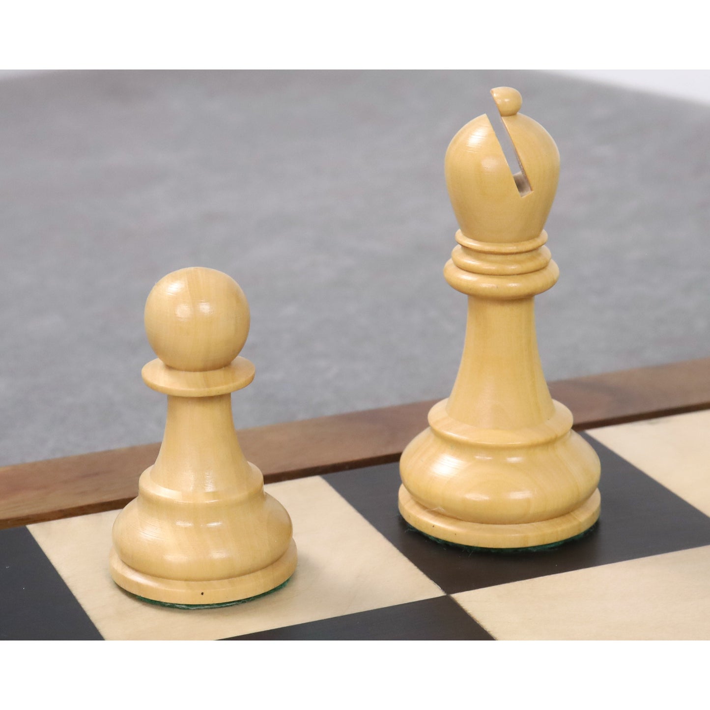 Leningrad Staunton Chess Set- Chess Pieces Only - Ebonised Boxwood - 4" King