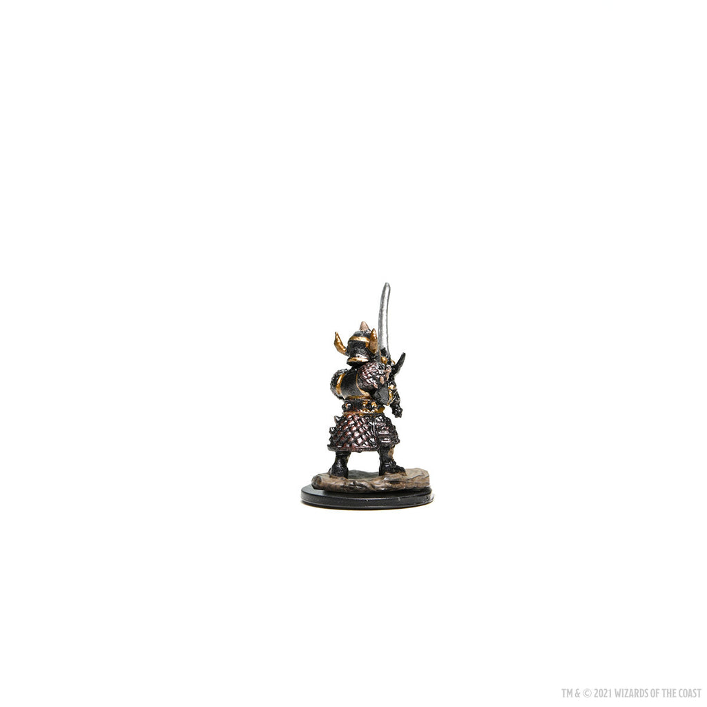 D&D Icons of the Realms Premium Figures: Halfling Fighter Male (Pre-Painted)