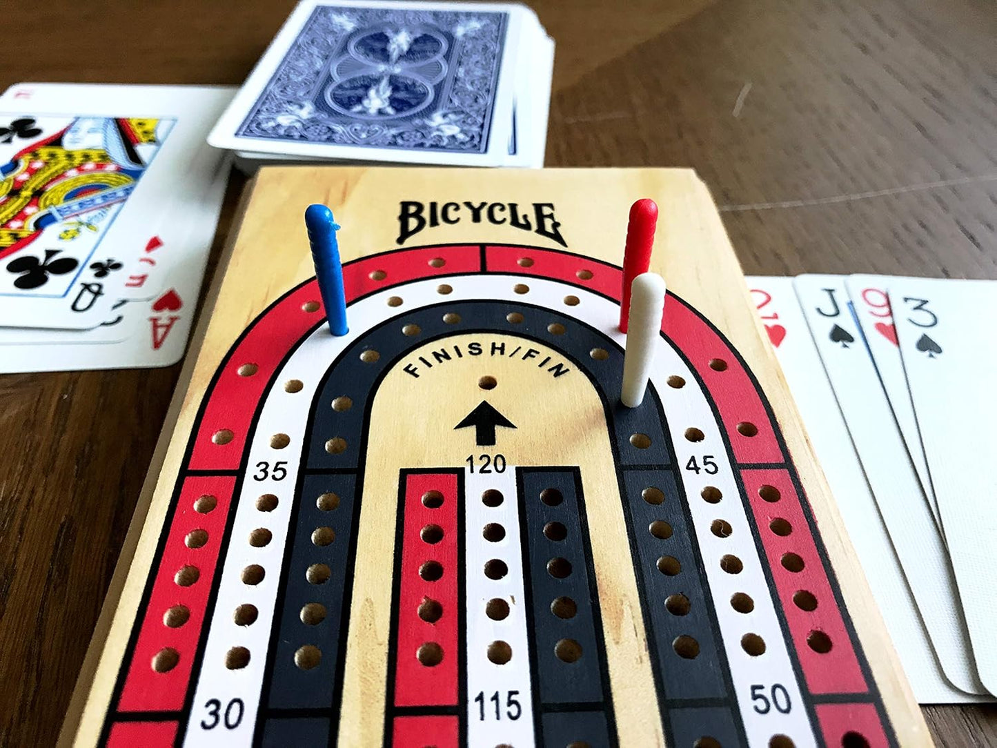 Bicycle Playing Cards: Cribbage Board