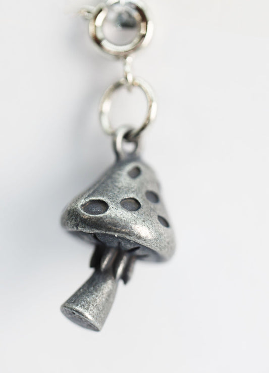 TRAVELER'S TRINKETS: MUSHROOM CHARM