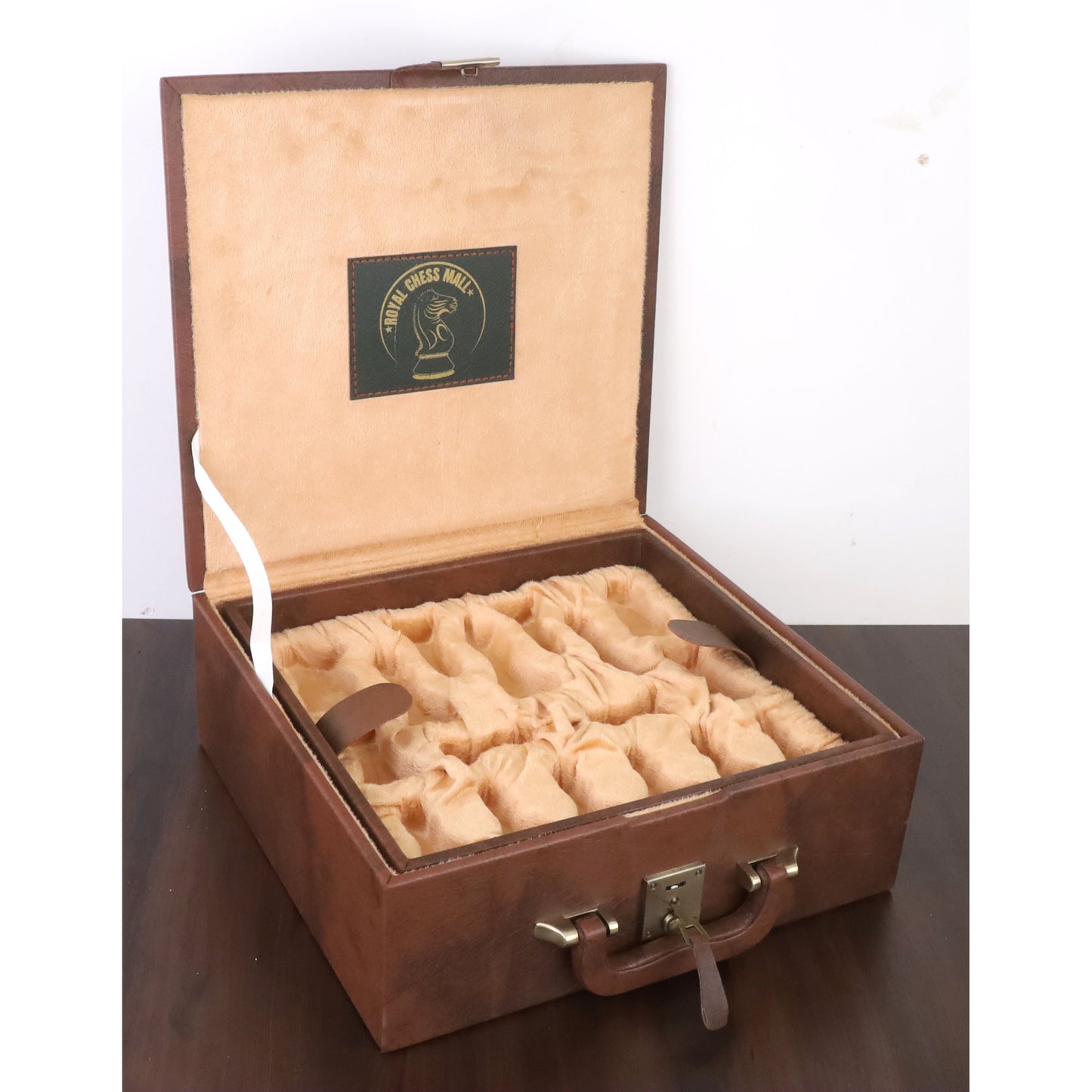 Edinburgh Northern Upright Pre-Staunton Chess Set Combo - Pieces in Ebonised Boxwood with Board and Box