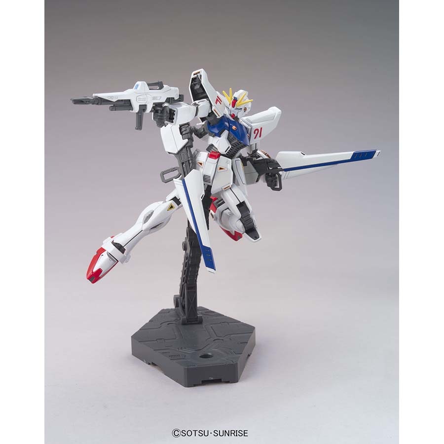 Bandai Hobby - Gundam F91 - #167 Gundam F91 HGUC 1/144 Model Kit