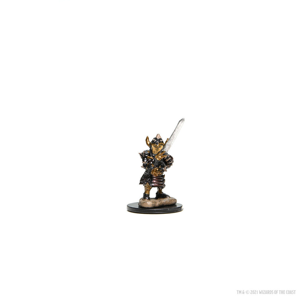 D&D Icons of the Realms Premium Figures: Halfling Fighter Male (Pre-Painted)
