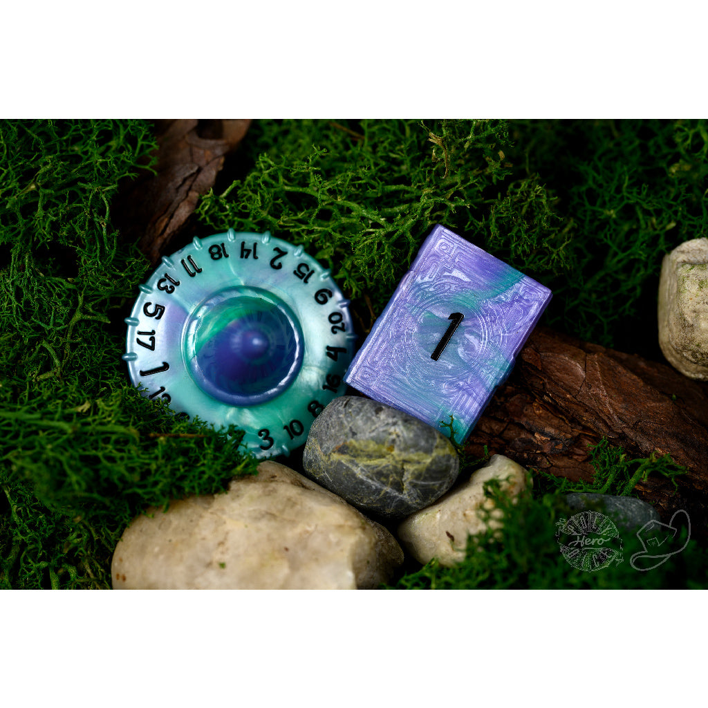 PolyHero Wizard d20 Wizard Hat and d2 Spellbook in Aether Mist