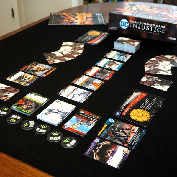 DC Deck-Building Game: Injustice: Gods Among Us