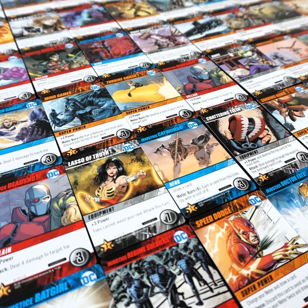 DC Deck-Building Game: Injustice: Gods Among Us